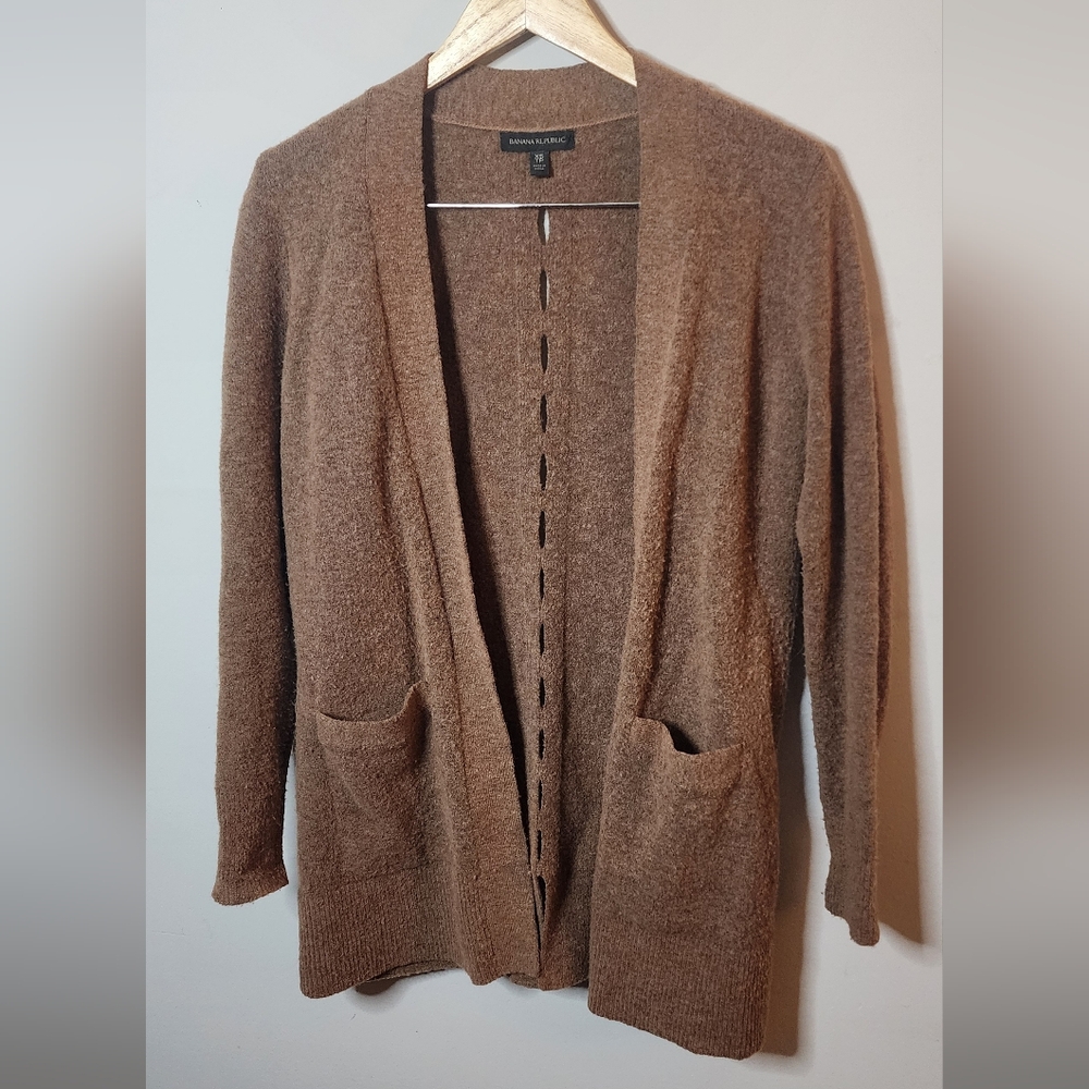 NWOT Wool/Alpaca Banana Republic Cardigan